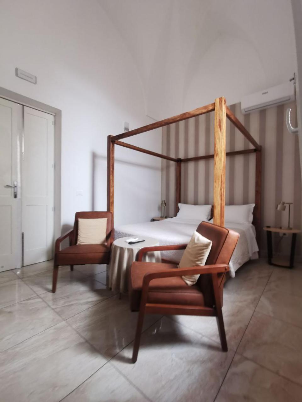 Dimora San Biagio Suites&Apartment Lecce Exterior foto